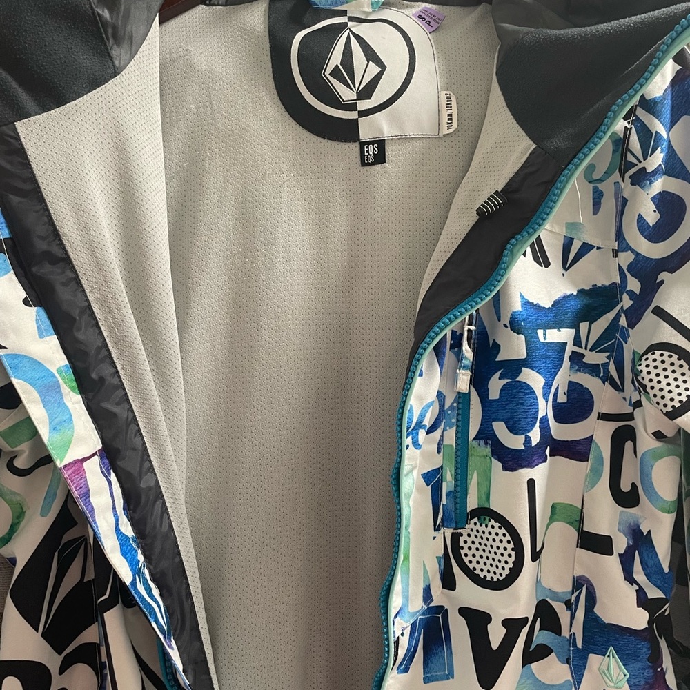 Volcom lightweight ski jacket - Picture 4 of 8